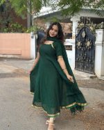 𝐆𝐫𝐞𝐞𝐧 𝐍𝐚𝐫𝐚𝐲𝐚𝐧𝐩𝐞𝐭 𝐠𝐨𝐰𝐧 - Image 7