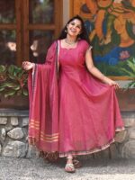 Rosy Pink Narayanpet gown
