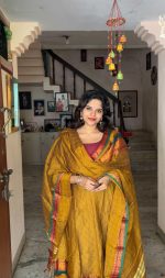 M A Y U R I - Signature Suit - Image 10