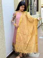 Mangalgiri Suit