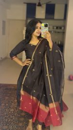 Coffee brown with Red border - Helan