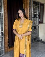 Maheshwari silk Top+ Dupatta