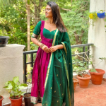 Narayanpet Gown - Nathiya